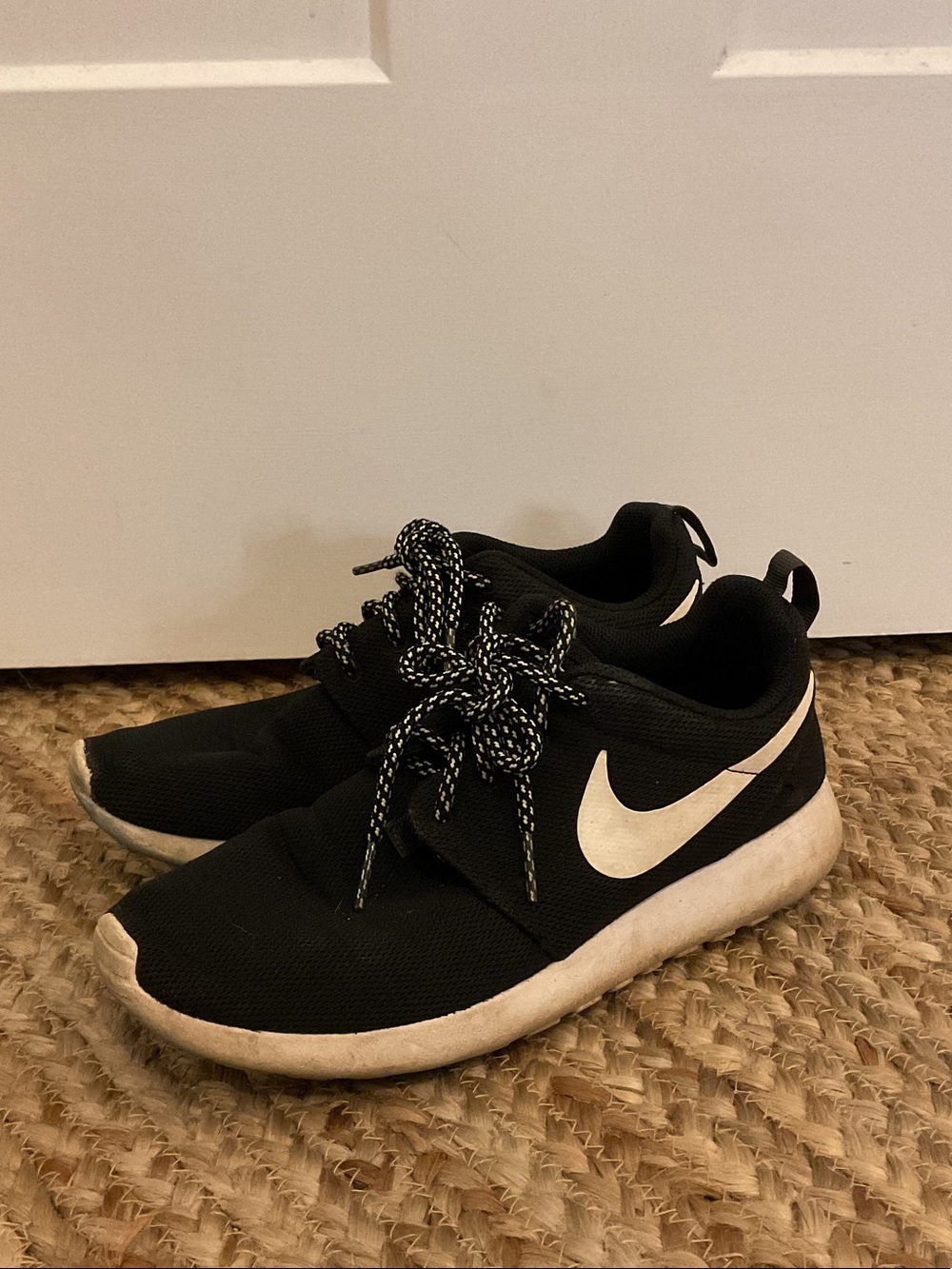 Nike Women’s Nike Black Sneakers